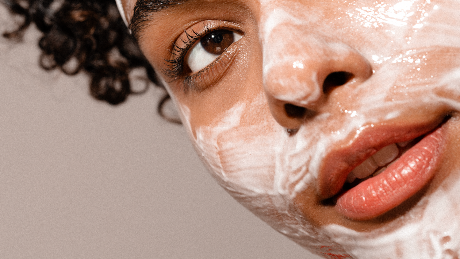 Discover your perfect moisturizer match. Our guide on how to choose the best moisturizer for your skin type has you covered.